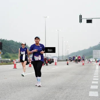 Runner Photo 7469298