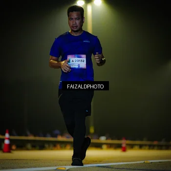 Runner Photo 7469311