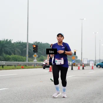 Runner Photo 7469313