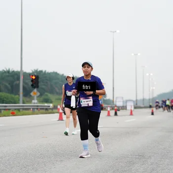 Runner Photo 7469314