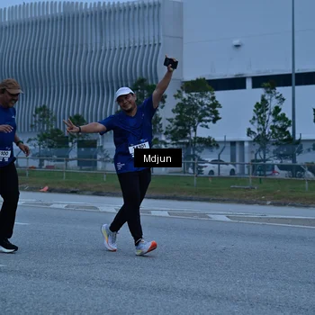 Runner Photo 7469321