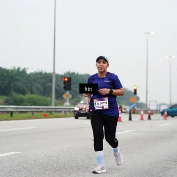 Runner Photo 7469330