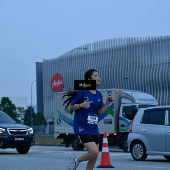 Runner Photo 7469345