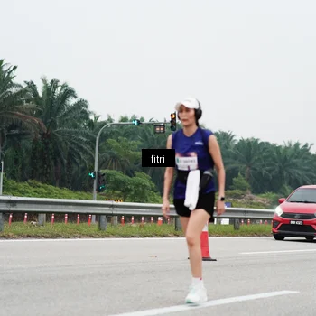 Runner Photo 7469363