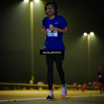 Runner Photo 7469378