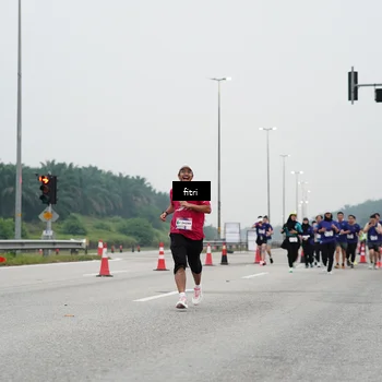 Runner Photo 7469386
