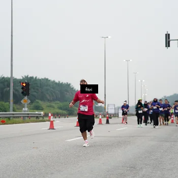 Runner Photo 7469387