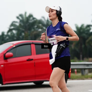Runner Photo 7469414