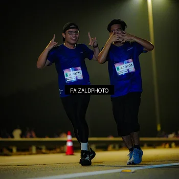 Runner Photo 7469415