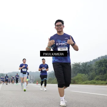 Runner Photo 7469422
