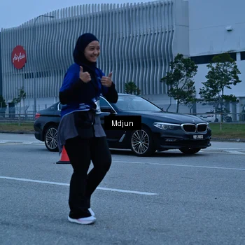 Runner Photo 7469425
