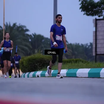 Runner Photo 7469435