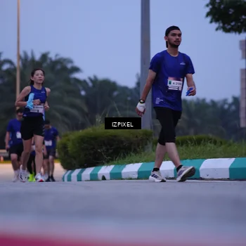 Runner Photo 7469450