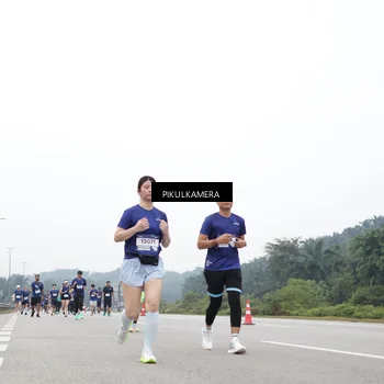 Runner Photo 7469455