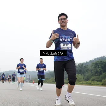 Runner Photo 7469460