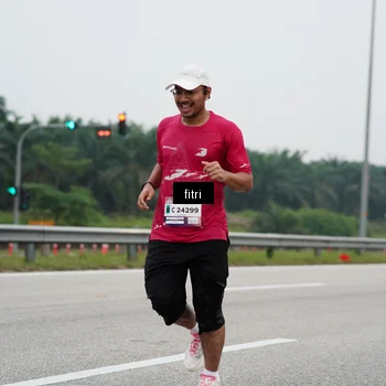 Runner Photo 7469476