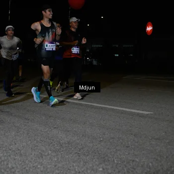 Runner Photo 7469490