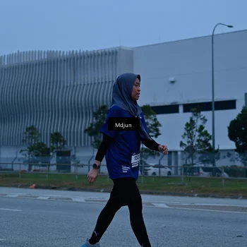 Runner Photo 7469491