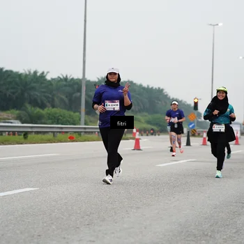 Runner Photo 7469498