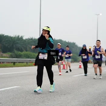 Runner Photo 7469556