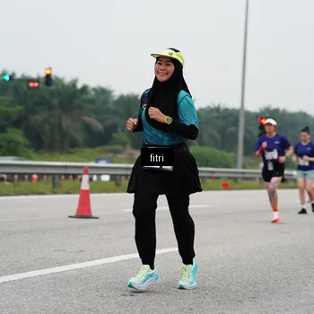 Runner Photo 7469557