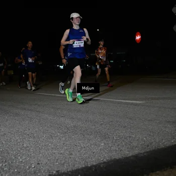 Runner Photo 7469563
