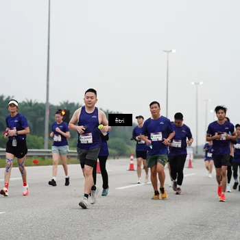 Runner Photo 7469587