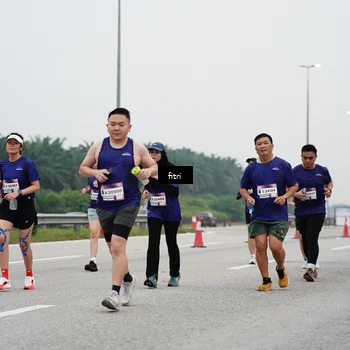 Runner Photo 7469599