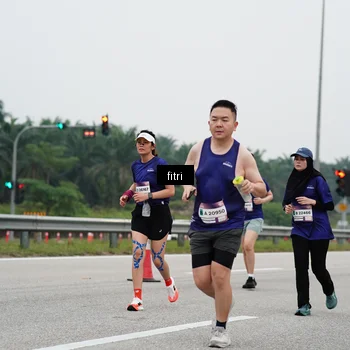 Runner Photo 7469624