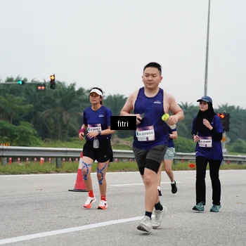 Runner Photo 7469626