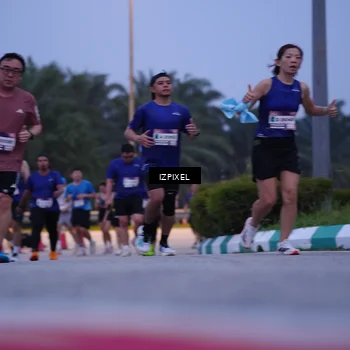 Runner Photo 7469632
