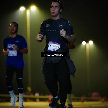 Runner Photo 7469649