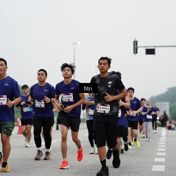 Runner Photo 7469654