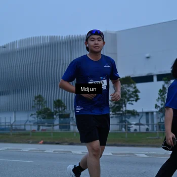 Runner Photo 7469658