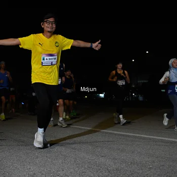 Runner Photo 7469712
