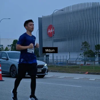 Runner Photo 7469718