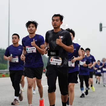 Runner Photo 7469725