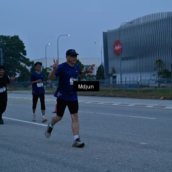 Runner Photo 7469742