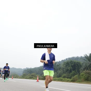 Runner Photo 7469747