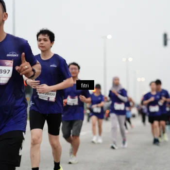 Runner Photo 7469762