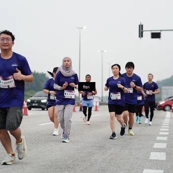 Runner Photo 7469792