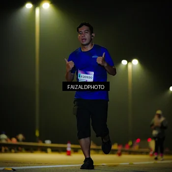 Runner Photo 7469813