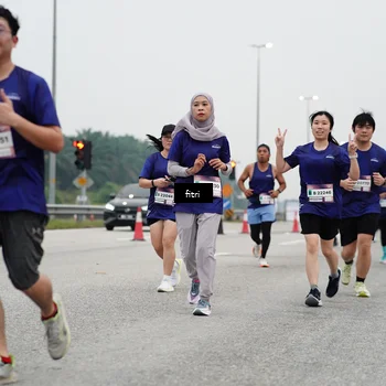 Runner Photo 7469844