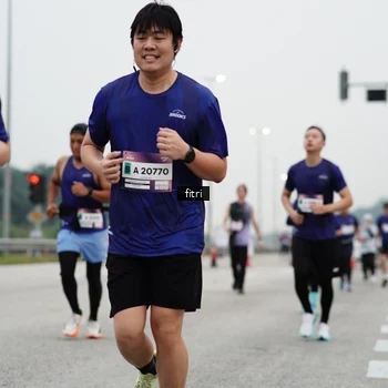 Runner Photo 7469876