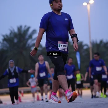 Runner Photo 7469877