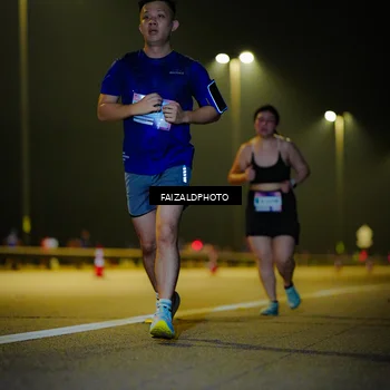 Runner Photo 7469900
