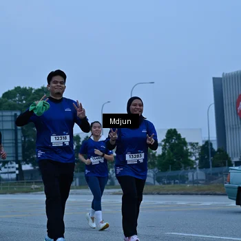 Runner Photo 7469927