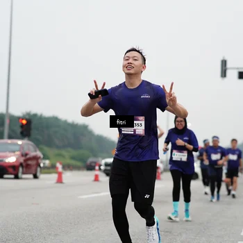 Runner Photo 7469966