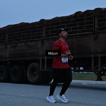 Runner Photo 7469971