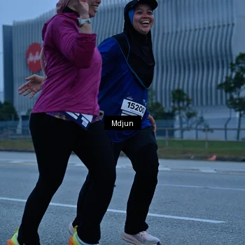 Runner Photo 7469983